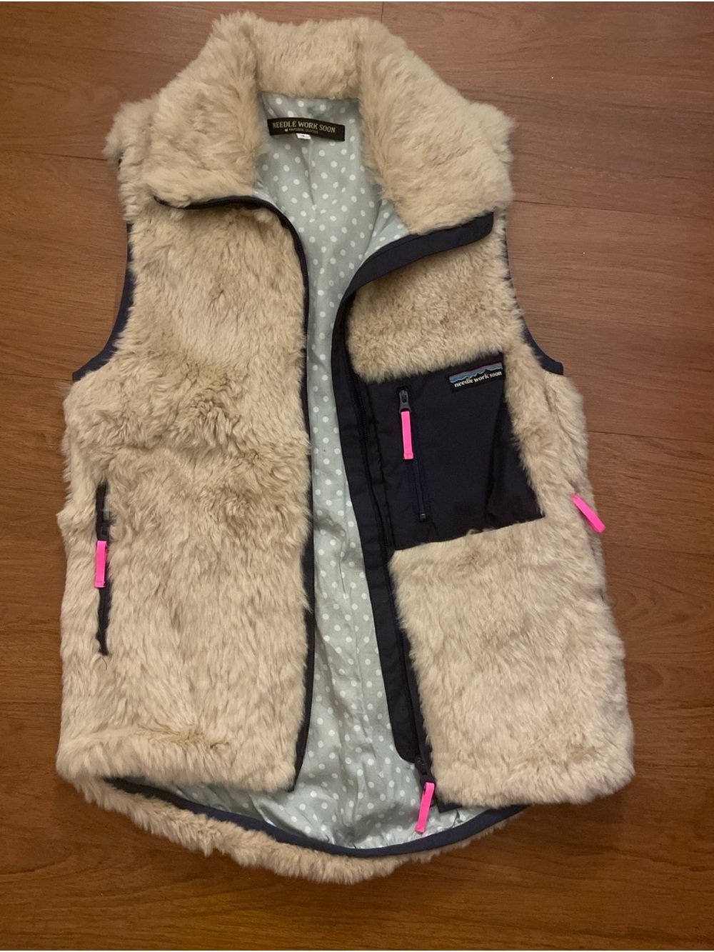 modern  real rabbit Fur Vest - Beige & Black,new without tag,small size